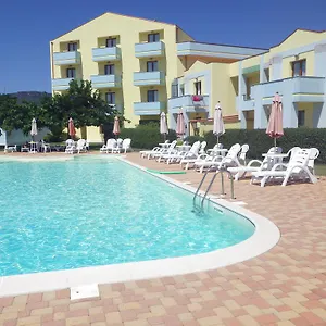 *** Hotel apartamentowy Isola Rossa Włochy