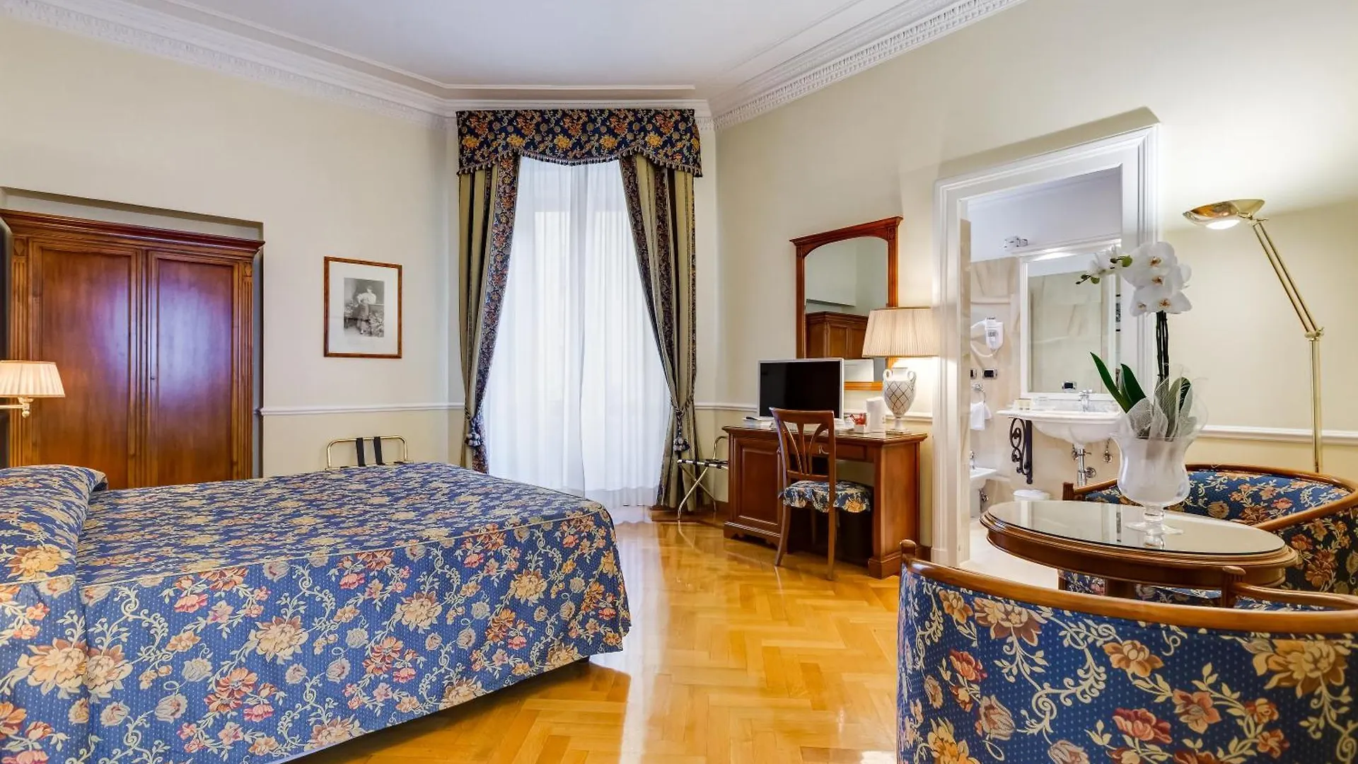 Hotel Cellini Italy
