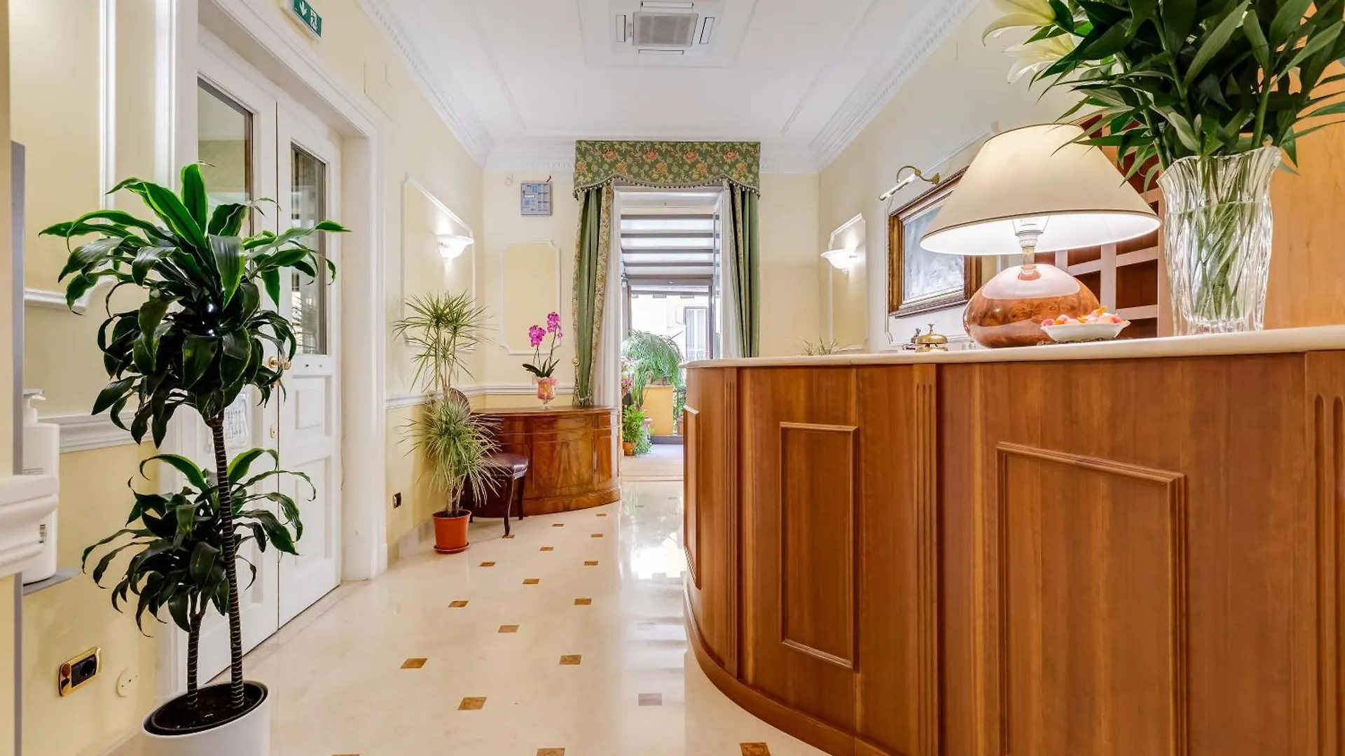 Hotel Cellini Italy